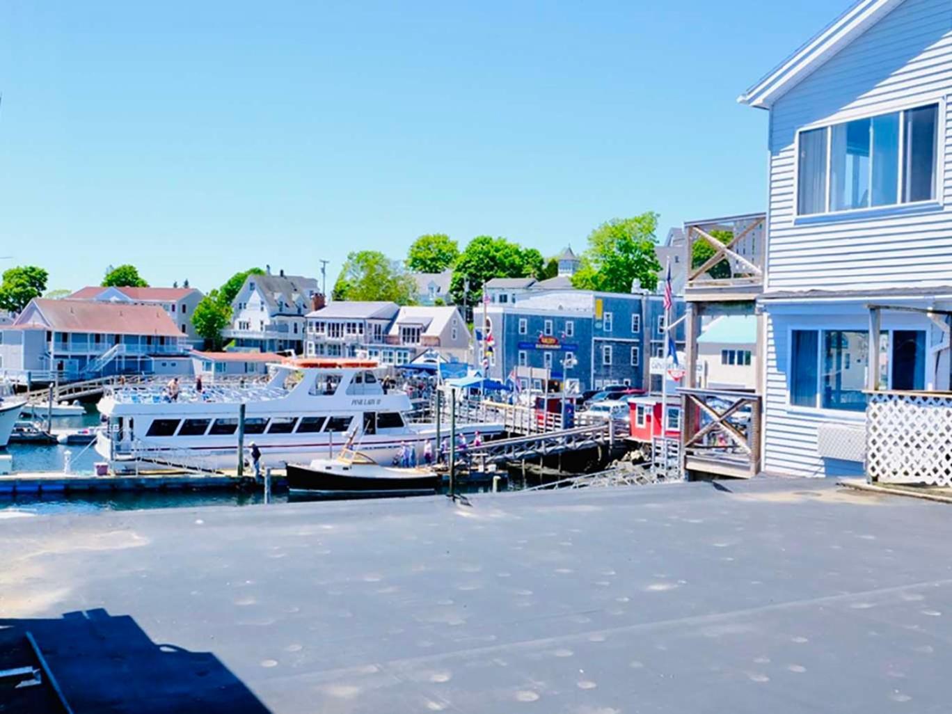 Fisherman'S Wharf Inn Boothbay Harbor Exterior photo