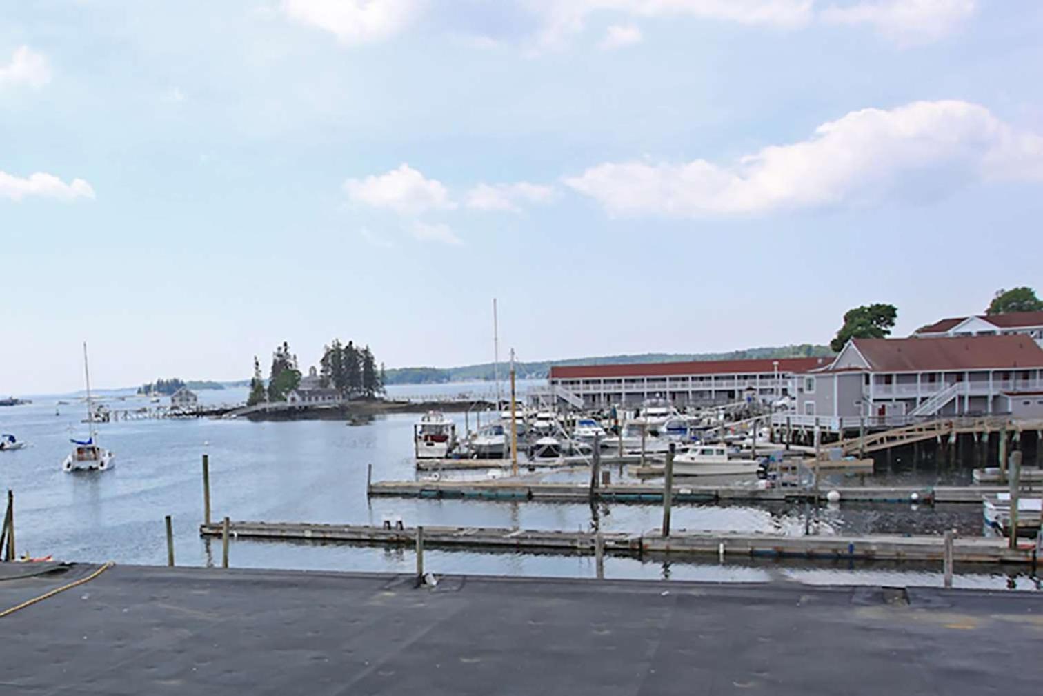 Fisherman'S Wharf Inn Boothbay Harbor Exterior photo